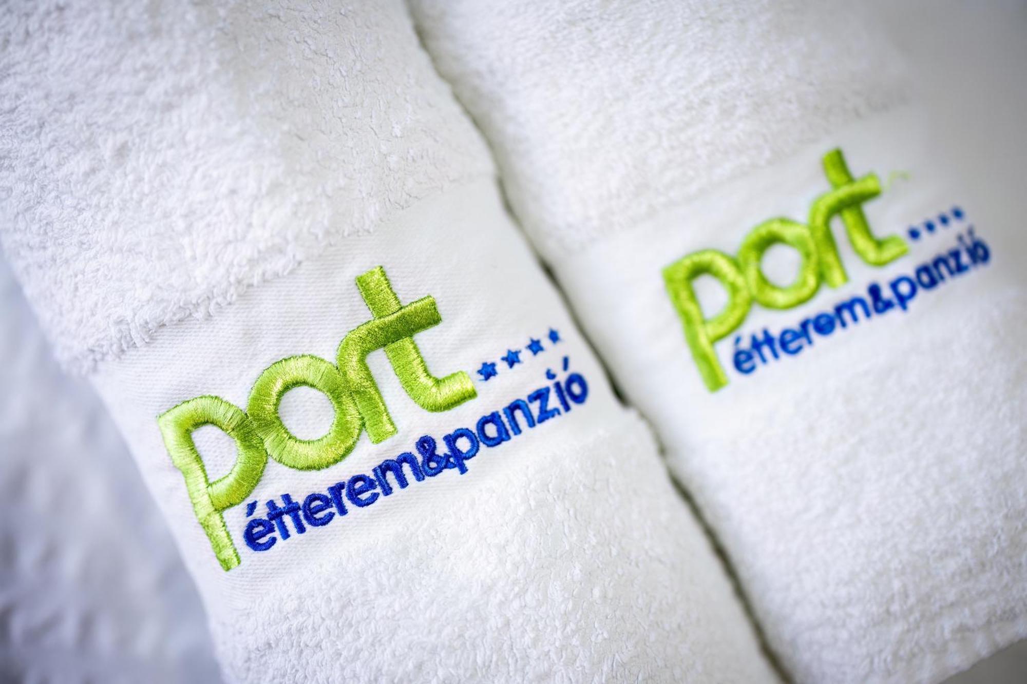 Bed and Breakfast Port Etterem&Panzio Balatonmáriafürdő Exterior foto